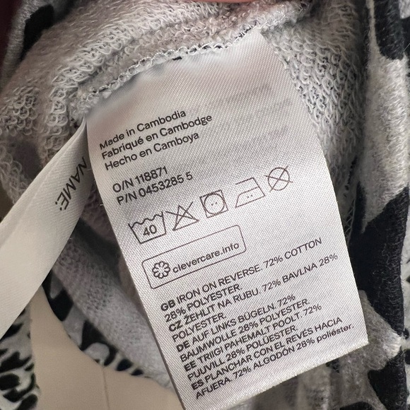 H&M Animal print black & gray hoodie, Girl’s 10/12 - Picture 4 of 4